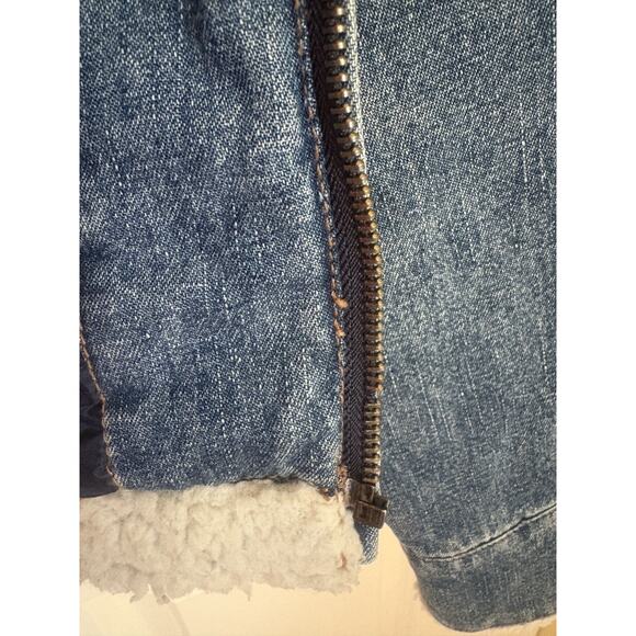 Steve and Barry’s Women’s Trimmed Denim Jacket Small Adult Sherpa Blue Trucker - Picture 6 of 6